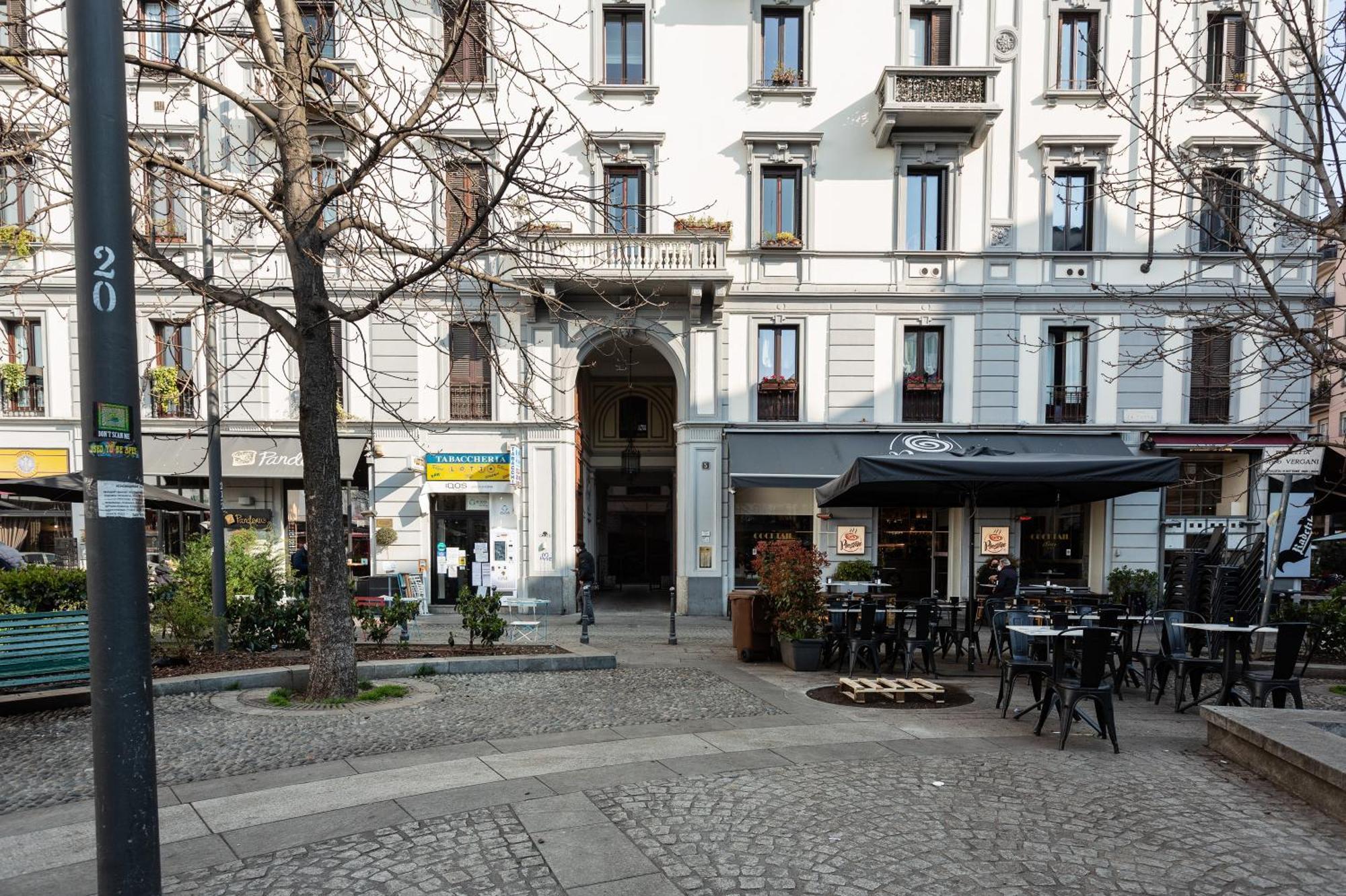 Brera Apartments In Moscova Milão Exterior foto